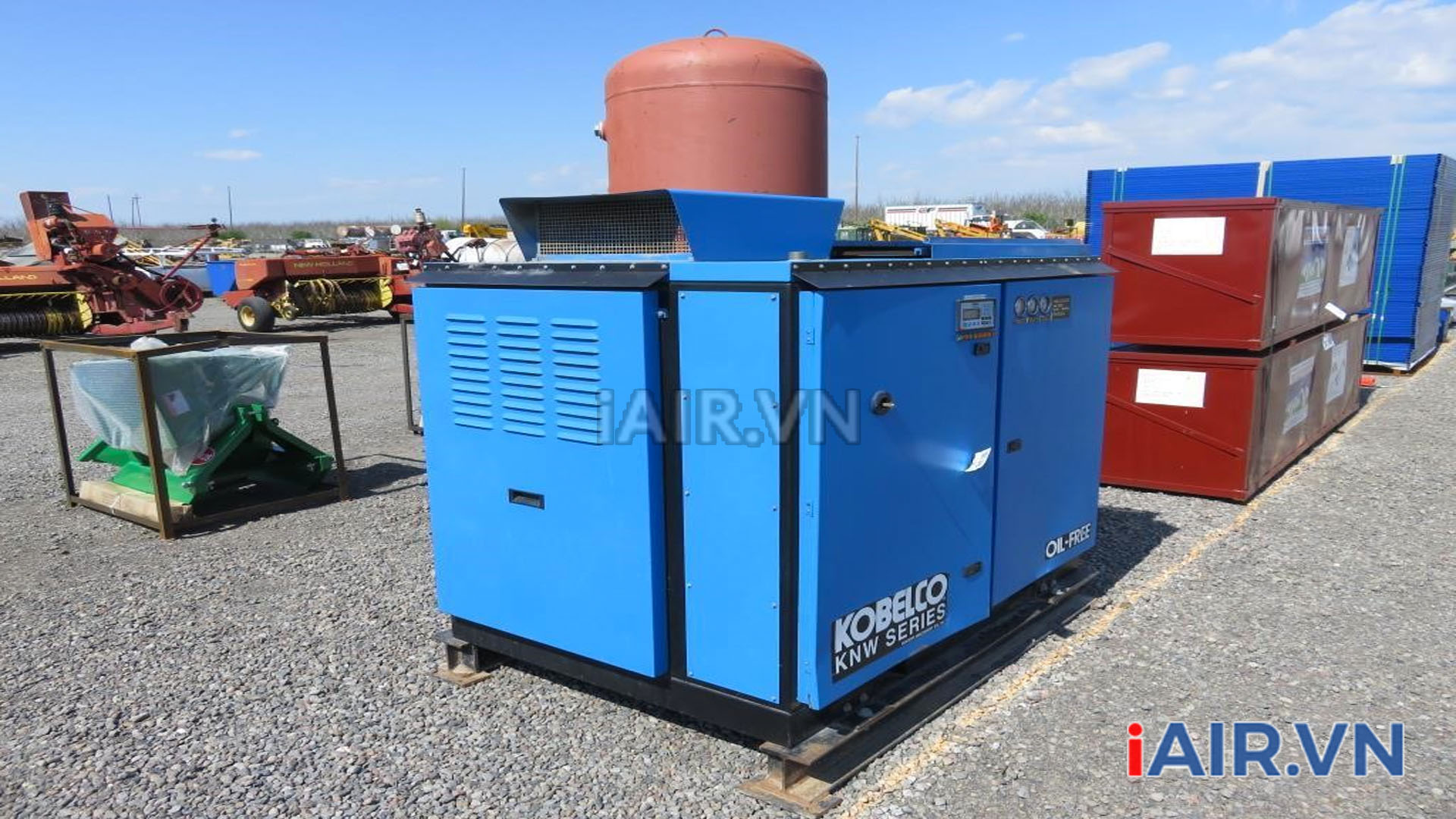 may nen khi truc vit kobelco cua nuoc nao dung co tot khong 335a